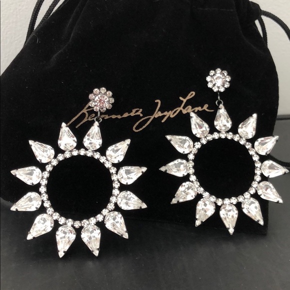 GUNMETAL CRYSTAL OPEN CIRCLE DANGLING EARRINGS - Picture 2 of 16